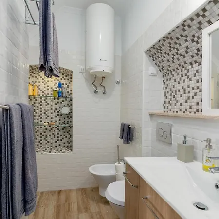 Apartment Carmo's Art 1° *