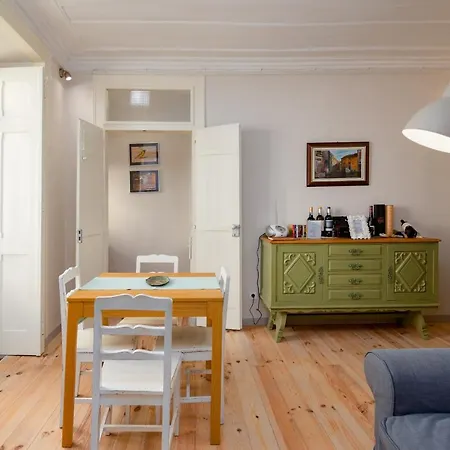Carmo's Art 1° Apartment Setubal