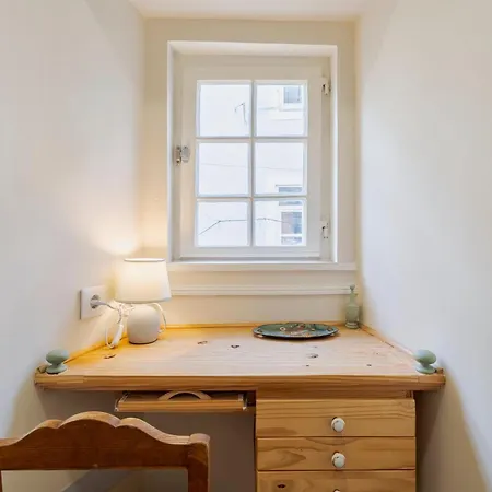 Carmo'S Residence Art Apartments 1, By Home Match * Setúbal