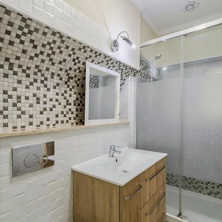 Apartment Carmo's Art 1° *