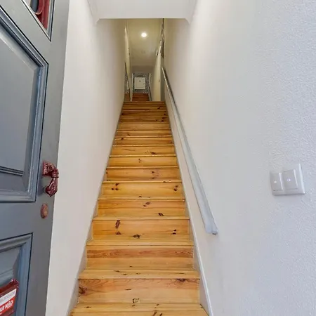 Carmo'S Residence Art Apartments 1, By Home Match * Setúbal